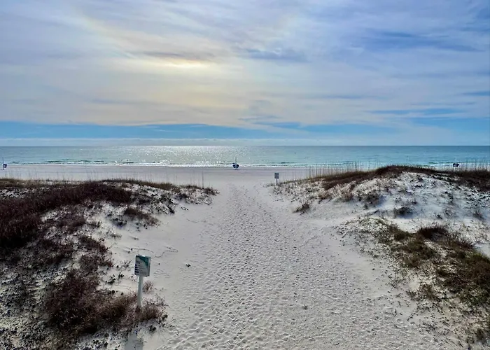 Gulf Front Corner Unit | 3br / 2ba | Stunning Views + Updated Interior Holiday home Gulf Shores