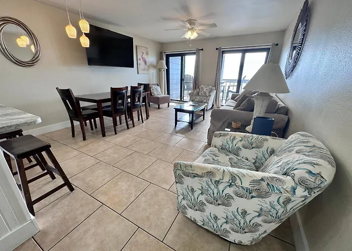Gulf Front Corner Unit | 3br / 2ba | Stunning Views + Updated Interior Gulf Shores