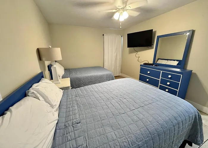 Gulf Front Corner Unit | 3br / 2ba | Stunning Views + Updated Interior Gulf Shores